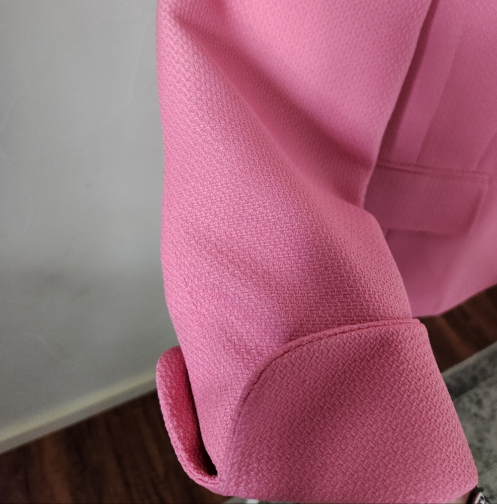 Jones Studio Pink Blazer with Black Buttons - Picture 3 of 7